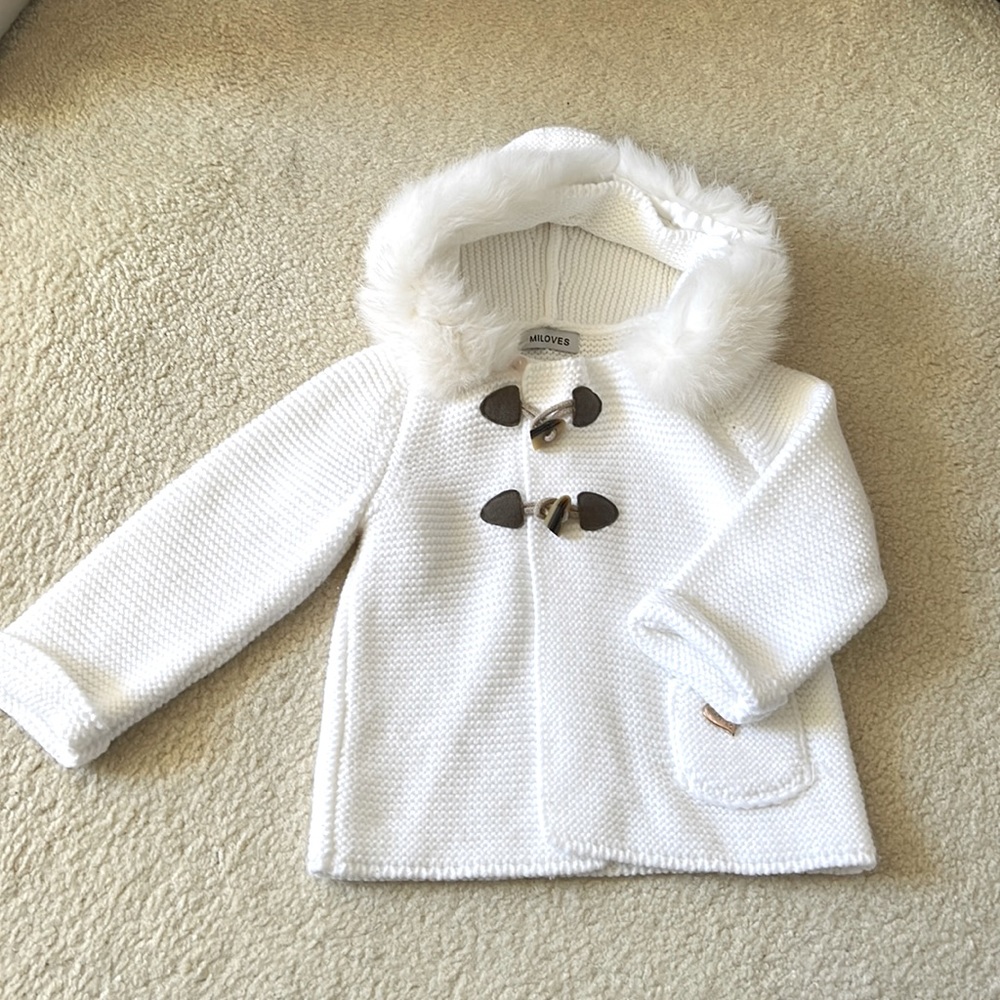 Cutest infant cardigan with fur hood 24m - Picture 1 of 3